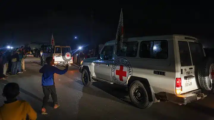 Israeli-Hostages-in-Red-Cross-Ambulances